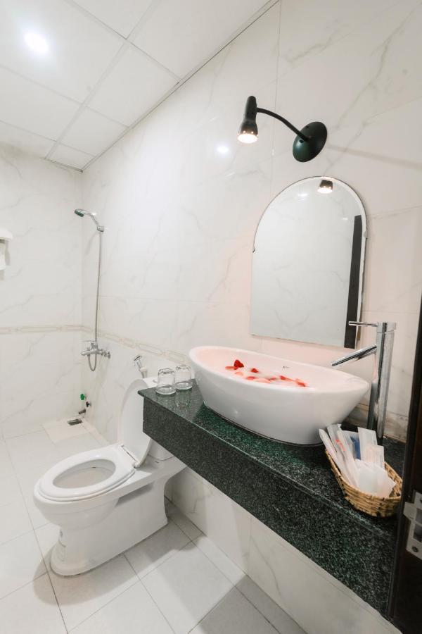 Lotus Rock Hotel Da Nang Exterior photo